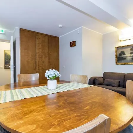 Ernesaks - Private Yard And Grill Villa *